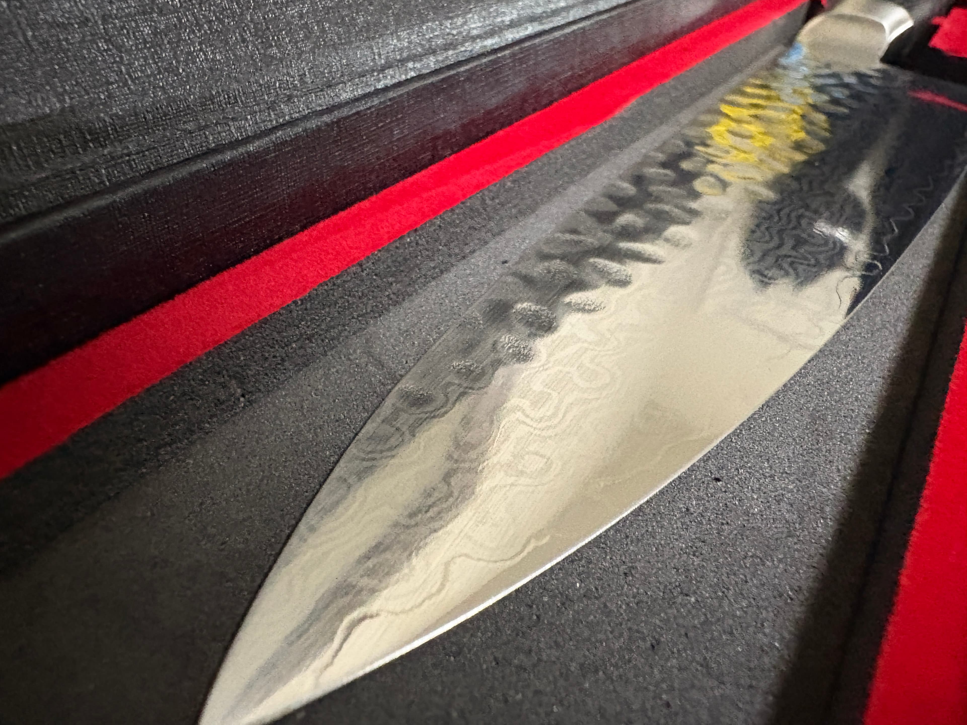 Damascus Steel 8 in Japanese Chef Knife - Image 1