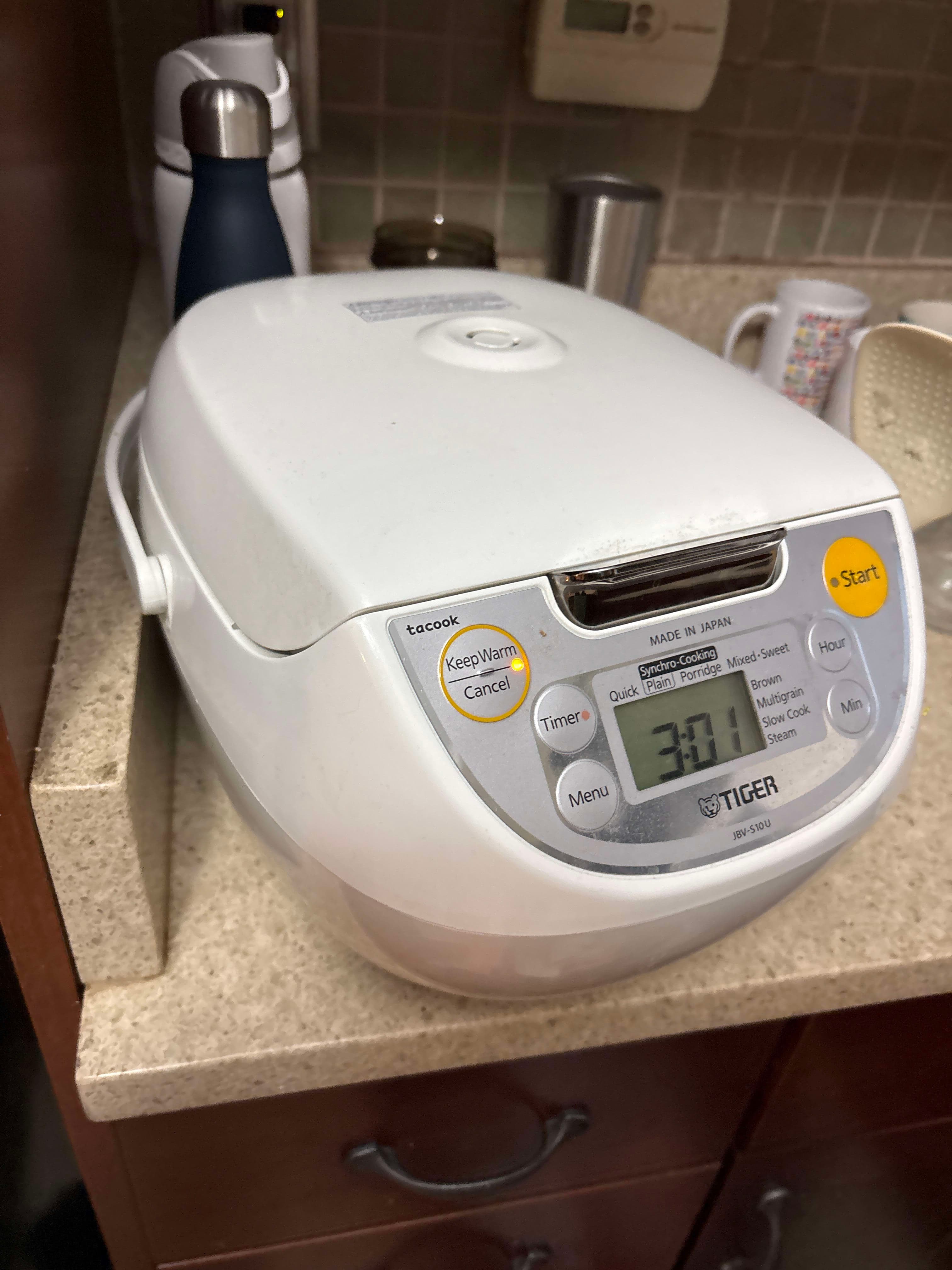 Rice cooker - Image 1